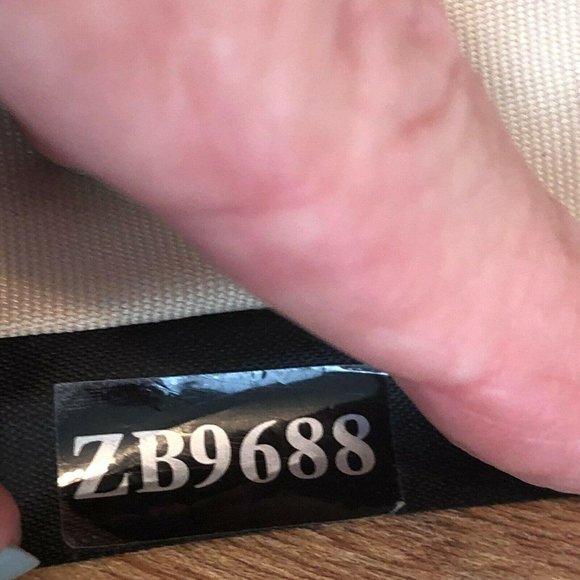 Fossil leather gold hobo purse - Picture 10 of 10